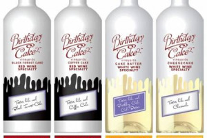 Al gusto di torta o di Beatles? I vini si adattano a tutto, anche ad artificiose pensate dei loro creatori. E se in America qualcuno ha pensato a dei vini al sapore di &ldquo;torta di compleanno&rdquo;, a Liverpool hanno creato bottiglie &ldquo;abbinate&rdquo; a &ldquo;Fab Four&rdquo;