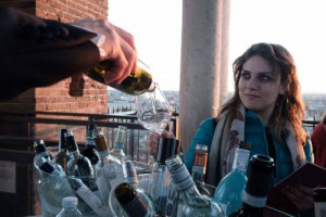 Se dentro Vinitaly tutta l&rsquo;Italia del vino fa bella mostra di s&eacute;, fuori tutto quanto fa spettacolo. A partire da Vinitaly & The City a Verona, Bardolino e Soave e per la prima volta Valeggio sul Mincio, nei Palazzi e locali storici e nelle cantine