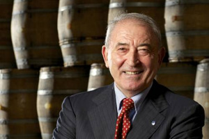 &ldquo;La spumantistica &egrave; appassionante: come provo piacere nel disegnare un progetto, questo elemento progettuale &egrave; fortemente presente nella &ldquo;costruzione&rdquo; di una cuv&eacute;e&rdquo;. A WineNews #Vinitaly50Story la filosofia del costruttore-vigneron Vittorio Moretti