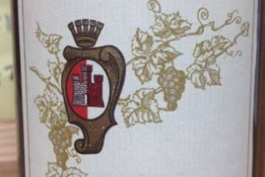 &ldquo;Wine Enthusiast Top 100&rdquo;: l&rsquo;Italia, con 17 etichette in classifica, &egrave; dietro solo agli Usa (31). Al top il Piemonte (6 vini: 4 Barolo e 2 Barbaresco), davanti a Toscana (5). Il primo italiano (n. 2) &egrave; il Soave Classico 2011 La Rocca di Pieropan