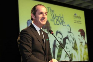 &ldquo;Grazie per la candidatura delle Colline del Prosecco, ma ora candidiamo anche la Valpolicella a Patrimonio dell&rsquo;Unesco&rdquo;: parole del presidente della Regione Veneto, Luca Zaia. &ldquo;Al Ministero chiedo ingresso variet&agrave; resistenti nei vini a denominazione&rdquo;