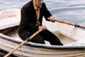 COME TI SMITIZZO IL SOMMELIER: ALBANESE DISSACRA GLI ESPERTI DEL VINO CHE ORMAI IMPERVERSANO OVUNQUE, DALLA TV AL BAR SOTTO CASA