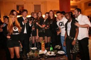 HAPPY HOUR, DA “MODA IMPORTATA” AD OCCASIONE DI CONSUMO, CONVIVIALE, ECONOMICA, CHE PIACE A 4 ITALIANI SU 10, GIOVANI E NON SOLO, CON UN VERO E PROPRIO POPOLO DI AFFEZIONATI. COSÌ UNA RICERCA ISPO PER FEDERVINI. GANCIA: RITO ORMAI “ITALIANIZZATO”