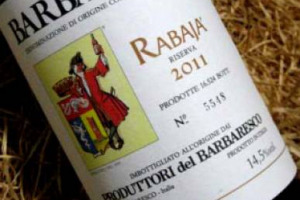 Italia del vino ancora al vertice delle classifiche internazionali: nella &ldquo;The Enthusiast 100 of 2017&rdquo;, al n. 2 il Barbaresco Rabaj&agrave; 2011 Riserva dei Produttori del Barbaresco. 14 le etichette del Belpaese in classifica, al top assoluto la California