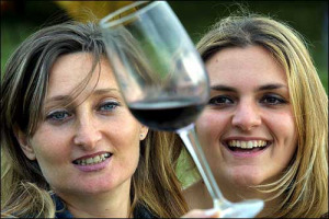 SEMINARI & RICERCHE - IN CONFAGRICOLTURA, A ROMA, L’11 DICEMBRE, PER ANALIZZARE “IL VINO NEL MERCATO GLOBALE. COME CAMBIA IL RAPPORTO CON IL VINO NELLA SOCIETÀ ITALIANA E NEL MONDO. PROSPETTIVE PER IL MARKETING DELLE AZIENDE VITIVINICOLE”