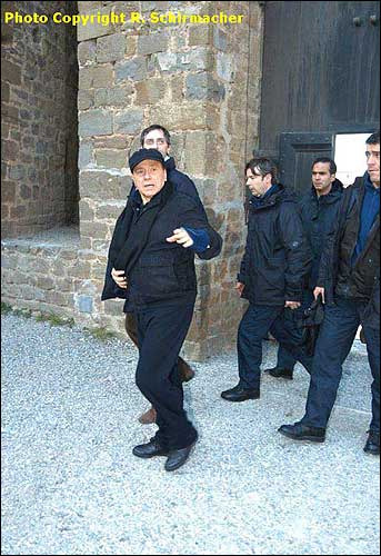 Niccolò Ghedini, accanto a Berlusconi nella fugace visita del premier a Montalcino