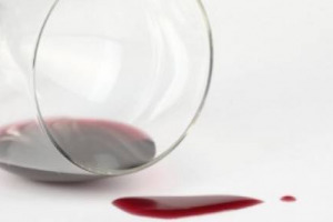 2012: UN&rsquo;ANNATA DA RECORD (NEGATIVO). NEL MONDO, A MEMORIA DI STATISTICA, NON SI &Egrave; MAI PRODOTTO COS&Igrave; POCO VINO: IL 6% IN MENO DEL 2011. E, VISTA LA &ldquo;SETE&rdquo; DI CINA E RUSSIA, I PREZZI MEDI SONO DESTINATI A SALIRE. LA VENDEMMIA MONDIALE PER COLDIRETTI