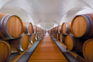 +7,6% in volume, a 5 milioni di ettolitri e +8% in valore, per 1,3 miliardi di euro: secondo i dati Istat elaborati da Ismea, partner dell&rsquo;Osservatorio del Vino, cresce l&rsquo;export del vino italiano nel primo trimestre 2017. Resta fermo il prezzo medio