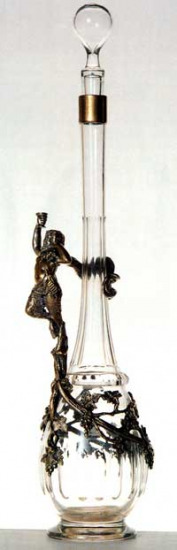 Bottiglia con sovramontato satiro danzante in bronzo