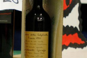 L’AMARONE DELLA VALPOLICELLA QUINTARELLI RISERVA 1990 PROTAGONISTA IN ASTA A ROMA. VINI DI PREGIO IN FAVORE DELLA FONDAZIONE “IL FARO”, LA ONLUS DI SUSANNA AGNELLI. 50 I LOTTI, INCASSATI OLTRE 67.000 EURO