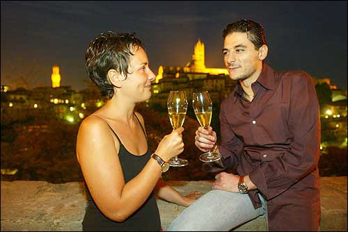 Un brindisi sotto le stelle nelle tante feste del wine & food in Italia