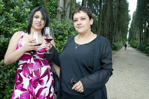 DA CONSUMO DI NICCHIA A FENOMENO DI TENDENZA, CRESCE IN ITALIA IL “PARTITO” DEI NATURALISTI DEL VINO ... UNA “NOVITÀ RITROVATA” PER L’ENOLOGIA DEL BEL PAESE, VERO E PROPRIO CULT E MOVIMENTO IN TENDENZIALE CRESCITA, TRA PRODUTTORI ED ENOAPPASSIONATI