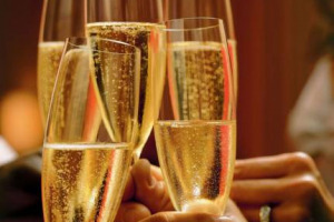 BOLLICINE ITALIANE, STORIA DI UN SUCCESSO. CHE SI CELEBRA ANCHE A VINITALY (VERONA, 7-11 APRILE), EVENTO DI RIFERIMENTO DEL MONDO DEL VINO, GRAZIE A “SPARKLING ITALY”, PERCORSO ALLA SCOPERTA DEI METODI E DEI TERRITORI PIÙ “FRIZZANTI” DEL BELPAESE