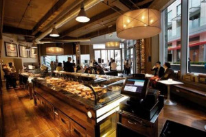 CALANO I CONSUMI MA NON ALLE MACCHINETTE GRAZIE ANCHE A PREZZI CONCORRENZIALI E PAUSE CAFFÈ AI DISTRIBUTORI AUTOMATICI IN AUMENTO: 6,8 MILIONI DI UTENTI IN UN ANNO E UN FATTURATO 2012 CHE TIENE (-0,3%) SUL 2011 A 2,6 MILIARDI DI EURO. LO DICE CONFIDA