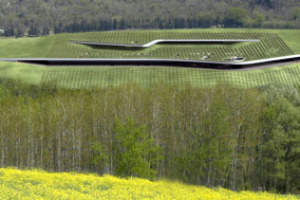 FIRENZE 2 MARZO 2005 - LA TRADIZIONE SUBLIMATA NELL’ARCHITETTURA: IL PROGETTO DELLA NUOVA CANTINA MARCHESI ANTINORI NEL CHIANTI CLASSICO PROTAGONISTA DEL CONVEGNO DI ARCHITETTURA “VERSO UN NUOVO RINASCIMENTO”