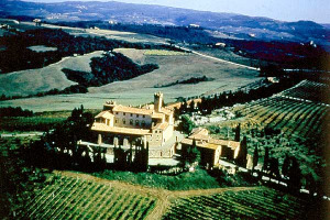 LA “TOP 10” DELLE CANTINE DEL MONDO DA VISITARE: AL TOP C’E’ MOUTON ROTHSCHILD, QUINDI LA CANTINA DI MONDAVI IN NAPA VALLEY (CALIFORNIA) E LA WEINGUT JULIUSSPITAL IN FRANCONIA (WÜRZBURG) IN GERMANIA. L’ITALIA E’ SOLO CASTELLO BANFI, A MONTALCINO