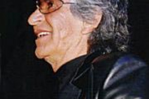 LA GRIFFE DELLA MODA CHE HA SEDOTTO LE ROCKSTAR PROVA A SEDURRE IL COMPASSATO MONDO DEL VINO: PARTE DALLA TENUTA “DEGLI DEI”, A PANZANO IN CHIANTI, L’AVVENTURA ENOLOGICA DELLA FAMIGLIA CAVALLI