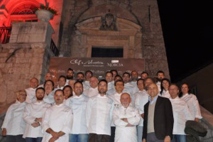Dalla “regola” di San Benedetto a quella del primo movimento etico italiano che mette insieme, scienza, cucina e produzione per ambiente, salute ed etica, con 30 chef stellati italiani e 40 produttori a “Chef’s adventure”, a Norcia