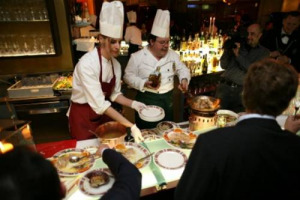 MODA, MANIA, E POI “PATOLOGIA”: È LA “PORNOGRAFIA DEL CIBO”, LO SCATTO COMPULSIVO,CON TANTO DI CONDIVISIONE SUI SOCIAL, DI PIATTI E PIETANZE. “RISCHIA DI FAR PERDERE SIGNIFICATO AL GODIMENTO DEL MOMENTO”, SPIEGA LA PSICOLOGA ANNA OLIVIERO FERRARIS