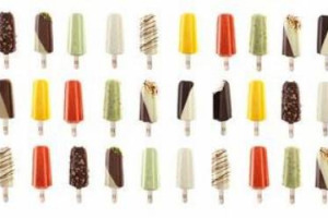 UNO STECCO COCKTAIL? DALL’INCONTRO TRA UNO DEI RITI CULT DEL MOMENTO, L’HAPPY HOUR, E IL CIBO PER ECCELLENZA DELL’ESTATE, IL GELATO, NASCE L’APERISTICK, IDEATO DALLA STICKHOUSE, CHE LANCIA UN NUOVO APERITIVO, GUSTANDO MOJITO E CAMPARI SULLO STECCO