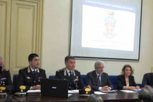 Fonte Ansa: la Procura di Catania ha arrestato 14 persone in Sicilia per racket. Nel mirino della criminalit&agrave; organizzata anche la filiera del vino, con diverse cantine (sull&rsquo;Etna) minacciate di danneggiamenti a vigneti e frutteti