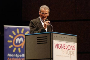 RUMORS - LA GUIDA PIÙ IMPORTANTE E VENDUTA IN ITALIA, QUELLA DELL’ACCOPPIATA GAMBERO ROSSO-SLOW FOOD, HA SCELTO I “MIGLIORI DELL’ANNO” … GLI APPUNTAMENTI DELLE PRESENTAZIONI DEL RESTO DELLE GUIDE AI VINI ITALIANI (AIS, VERONELLI, L’ESPRESSO, MARONI)