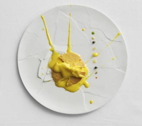 il piatto  Oops! Mi è caduta la crostatina al limone di Massimo Bottura