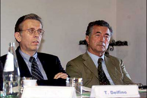 IL SOTTOSEGRETARIO ALLE POLITICHE AGRICOLE TERESIO DELFINO: SI' A DISTILLAZIONE CRISI PER 6 MILIONI ETTOLITRI. IL PROVVEDIMENTO E' INDISPENSABILE PER 5 REGIONI ITALIANE ... IL CASO SICILIA