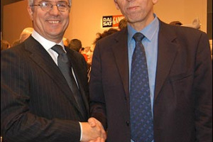 &#8220;WINE SHOW&#8221; 16 NOVEMBRE A TORINO: GRANDI BOTTIGLIE DA BERE, VIVERE E RIDERE. BLITZ DELLA "BANDA" DI ZELIG AL SALONE DEL VINO