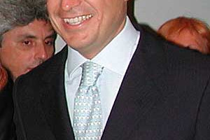 E PER IL LUNCH SI ACCOMODI NEL VIGNETO … SCOPPIA TRA I VIGNAIOLI DI CASA NOSTRA LA “FEBBRE DELLA RISTORAZIONE”. IL BOOM DELL’OFFERTA CULINARIA NELLE AZIENDE VITIVINICOLE SEGNA UNA NUOVA TENDENZA