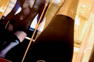 VINO & EROS - &ldquo;QUELLO ROSSO STIMOLA L&rsquo;EROTISMO FEMMINILE&rdquo;: LO AFFERMA UNA RICERCA DELL&rsquo;UNIVERSITA&rsquo; DI FIRENZE, CHE HA ANALIZZATO OLTRE 700 DONNE NELLA ZONA DEL CHIANTI