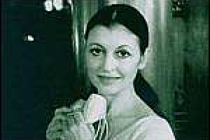 VINO & CULTURA - E&#8217; CARLA FRACCI LA &#8220;PRIMA DONNA&#8221; DEL BRUNELLO: IL PREMIO DI DONATELLA CINELLI COLOMBINI ALLA PIU&#8217; FAMOSA BALLERINA ITALIANA DI TUTTI I TEMPI. RICONOSCIMENTI ANCHE A NOMISMA, WINENEWS E AL GIORNALISTA FRASSOLDATI