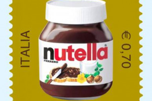 Un dolce anniversario il 18 maggio: Nutella festeggia i suoi “primi” 50 anni (1964-2014). E Poste Italiane la onora con un francobollo che celebra la crema spalmabile più amata in Italia e nel mondo. E c'è “Mondo Nutella” di Clara e Gigi Padovani