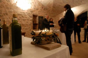 TRA DEGUSTAZIONI, PRODOTTI DEL TERRITORIO DA GUSTARE E MESTIERI ANTICHI, A “SPASSO” PER LE VIE DELL’ORO VERDE DELL’UMBRIA: CON “FRANTOI APERTI”, DAL 1 NOVEMBRE ALL’11 DICEMBRE ALLA SCOPERTA DELL’OLIO DOP DI UNO DEI TERRITORI PIÙ VOCATI DEL BELPAESE