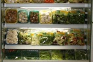 In Italia cresce il consumo di frutta e verdura già pronta per il consumo. Lo dice un’indagine dell’Università Cattolica di Piacenza che individua in 19,4 milioni il numero di italiani disposti a spendere di più per un servizio sempre più “smart”