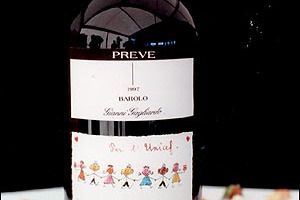 ASTA DEL BAROLO IL 28 SETTEMBRE A LA MORRA: DAL PIEMONTE ALLA MALESIA. TRA I CINQUANTA LOTTI TANTI ANCHE IN BENEFICIENZA