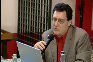 “EAT PARADE” DAL PICCOLO SCHERMO ALLE LIBRERIE: IL 20 OTTOBRE ESCE IL VOLUME CHE RACCOGLIE LE STORIE DEI PRIMI 13 ANNI DELLA STORICA RUBRICA DEL TG2 DEDICATA AL WINE & FOOD, FIRMATO DAL SUO VOLTO E VOCE BRUNO GAMBACORTA