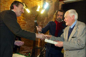 16.820 EURO DA SIENA PER IL MOLISE: I GRANDI VINI D&#8217;ITALIA BATTUTI ALL&#8217;ASTA ETICA DELLA CITTA&#8217; DEL PALIO. IL LOTTO "GLI AMICI DI WINENEWS" ACQUISTATO PER 4.000 EURO DAL PRESIDENTE DELLA CAMERA DI COMMERCIO DI SIENA