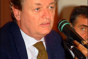 &ldquo;FORUM MASSETO: THE PURSUIT OF EXCELLENCE&rdquo; N. 1 - PER IL 68% DEGLI ITALIANI, ECCELLENZA VUOL DIRE ITALIA, E LA RICERCANO NEL WINE & FOOD (19%), CHE BATTE MODA E MOTORI. IL VINO? E&rsquo; PRODOTTO-SIMBOLO NEL MONDO (93%): LO DICE UN&rsquo;INDAGINE ISPO