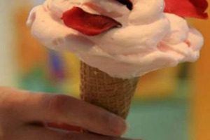 Il Gelato Festival (14-17 settembre) a Firenze decreterà il campione europeo 2017, in un’estate in cui gli italiani si sono confermato golosi di gelato: i consumi sono cresciuti del +4,4%, solo da gennaio a giugno, in particolare quello artigianale