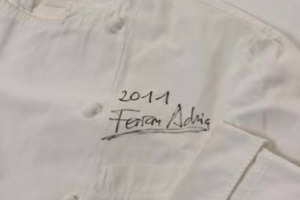 ALL&rsquo;ASTA DELLA CANTINA DEL CELEBRE &ldquo;EL BULLI&rdquo;, NON CI SAR&Agrave; SOLO IL VINO. MA ANCHE UNA CENA CON FERRAN ADRI&Agrave;, LE GIACCHE DA CHEF, I COLTELLI E GLI UTENSILI DEL RISTORANTE. APPUNTAMENTO DA SOTHEBY&rsquo;S (IL 3 APRILE AD HONG KONG E IL 26 APRILE A LONDRA)