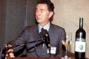 C'E' UN NUOVO PRESIDENTE ALLA BIBLIOTECA INTERNAZIONALE &#8220;LA VIGNA&#8221; DI VICENZA: E' IL VIGNAIOLO GIANNI ZONIN