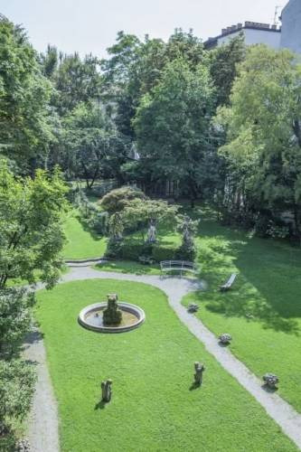 Il giardino di Casa degli Atellani