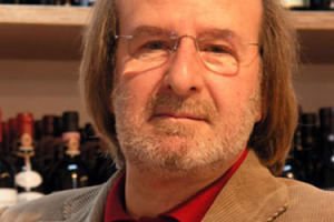 ECCO I “I VINI DI VERONELLI” 2009: 707 “SUPER-TRE STELLE” (PIEMONTE, 236; TOSCANA, 188). BROZZONI: “NUMERI ENORMI? L’ITALIA DA GRANDE MADRE DI VINI DIVENTA REALMENTE, COME SOGNAVA VERONELLI, GRANDE MADRE DI GRANDI VINI. I PIÙ BRAVI AL MONDO!”