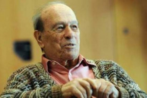 ULTIMO BRINDISI A GIORGIO BOCCA, APPASSIONATO DI VINO: DAI BRINDISI CON I GRANDI PRODUTTORI PIEMONTESI COME RINALDI, GAJA, MASCARELLO E MORRA, ALL&rsquo;AVVENTURA DA COMMERCIANTE DI VINO, ALLA FIGLIA PRODUTTRICE DI DOLCETTO ...