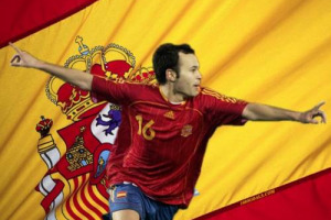 DALLA COPPA DEL MONDO AI VIGNETI DI CASTIGLIA. È ANDRÉS INIESTA, IL FUORICLASSE DELLE “FURIE ROSSE”, CHE PRODUCE VINO NELLA SUA CANTINA DI FUENTEALBILLA (ALBACETE), IN SPAGNA