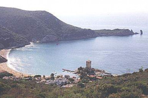 CONVEGNI & DEGUSTAZIONI AL &#8220;GIGLIO&#8221; SUI VINI DELLE ISOLE DEL MEDITERRANEO. &#8220;IN SCENA&#8221; ANCHE UNA VENDEMMIA EROICA DEL PRIMO &#8216;900 AMBIENTATA SUI TERRAZZAMENTI DELL&#8217;ISOLA TOSCANA