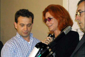 I VIP (TRA GLI ALTRI, MARINA RIPA DI MEANA, MARIA TERESA RUTA, ELSA MARTINELLI, GIULIANA DE SIO &#8230;) HANNO PORTATO AL SUCCESSO L&#8217;ASTA DEL BAROLO DI GIANNI GAGLIARDO