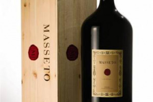 49.000 DOLLARI PER UNA NABUCODONOSOR (15 LITRI) DI MASSETO 2007 DI TENUTA DELL&rsquo;ORNELLAIA. AD AGGIUDICARSELA ALL&rsquo;ASTA DI SOTHEBYS&rsquo;S NEW YORK UN COLLEZIONISTA ASIATICO. UN BUON SEGNALE PER TUTTI I VINI DI PRESTIGIO DEL BELPAESE