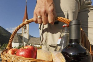4.698: ECCO IL NUMERO MAGICO (E DA RECORD) DELLE SPECIALITÀ ENOGASTRONOMICHE TRADIZIONALI D’ITALIA, OTTENUTE DA ALMENO 25 ANNI CON LA STESSA RICETTA. A DIRLO LA COLDIRETTI. IN TESTA TOSCANA, CAMPANIA E LAZIO. AL TOP PANI E PASTE, VERDURE E SALUMI